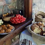Hotel Hayriye Hanim Ege