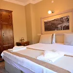 Hotel Hayriye Hanim Ege 2*