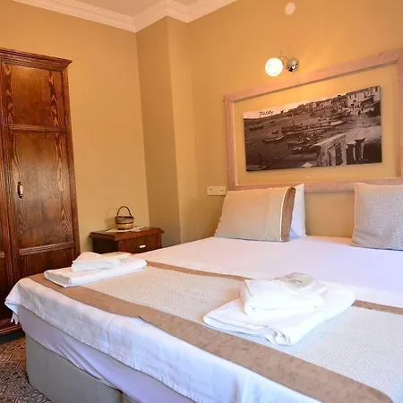 Hotel Hayriye Hanim Ege 2*