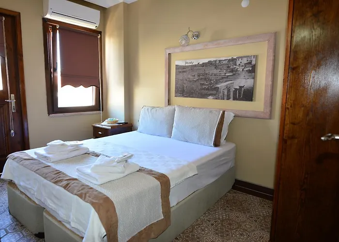 Hotel Hayriye Hanim Ege Ayvalı